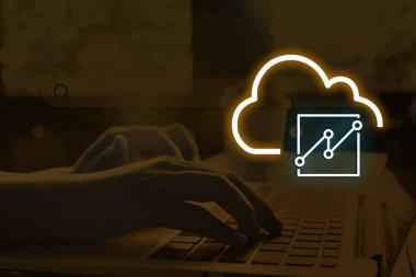 AWS QuickSight, organizasyonların kendi verilerinden görsel, analiz ve eyleme geçirilebilir içgörüler elde etmelerini sağlayan bulut gücüyle çalışan bir iş zekası servisidir.
