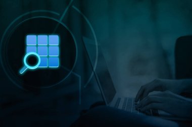 Azure 'deki Kaynak Grubu Listesi, daha kolay yönetim, organizasyon ve erişim kontrolü için bir araya toplanan kaynaklardan oluşur. Her kaynak grubu birden fazla Azure içerebilir