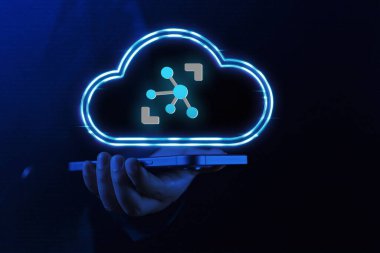 Azure IoT Hub, IoT cihazları ve bulutlar arasındaki çift yönlü iletişim için merkezi bir mesaj merkezi görevi gören tamamen yönetilen bir servistir.