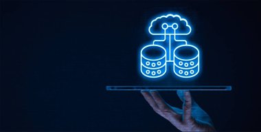 Satış Gücü Yıldırım Ağı bileşenleri tarafından desteklenen DXCPQ, kusursuz, yüksek özelleştirilebilir bir Yapılandırma-Fiyat-Alıntısı (CPQ) çözümü sunar