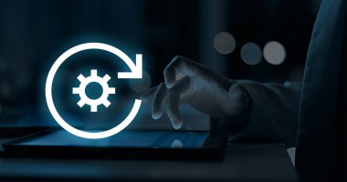 Esnek ve ayarlanabilir ödeme tarama çözümü yaptırım listelerine karşı ödemeleri kontrol etmek için yapılandırılabilir standart algoritmalar kullanır