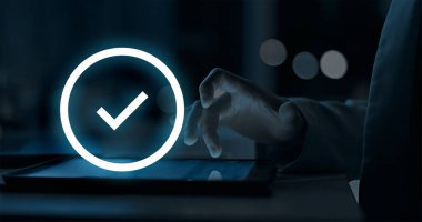 Ödeme taraması, finans kurumlarının ödemelere ilişkin yasal ve düzenleyici şartlara uymalarını sağlamak için kritik bir süreçtir.