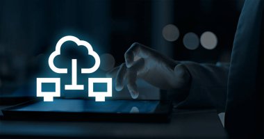 Ödeme taraması için güvenli, ölçeklenebilir, çoklu kiracı bulut çözümü birden fazla finans kurumu arasında uyum, performans ve uyum sağlarken, veri gizliliği ve güvenlik