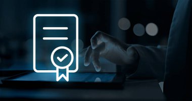 Önceden Tanımlanmış Raporları Kullanarak Uyumluluğu PCI DSS, GDPR, HIPAA & More ile Basitleştir