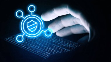 API 'ler (Uygulama Programlama Arayüzleri) farklı yazılım uygulamaları arasında sorunsuz iletişimi mümkün kılar, verileri ve işlevselliği verimli bir şekilde takas etmelerine olanak sağlar.