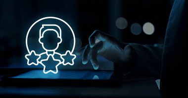 Takımınızı Uzman Programlarla İzlemek, Öğrenmek ve Güçlendirmek İçin Ders Kataloğumuzu Keşfedin