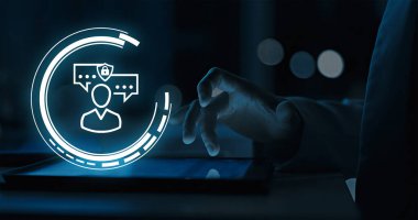 Güvenli ve Şifrelenmiş İletişim Kanalları ile Kullanıcı Güvenliğini Güçlendir