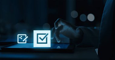 Paylaşılan görev listenizi Outlook 'da başka bir hesapla paylaşın