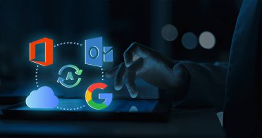 iCloud, Google ve Ofis 365 'te Otomatik Senkronizasyonla Bağlantıda Kalın