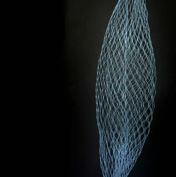 Beyaz çizgiler ve dalgalarla soyut arkaplan