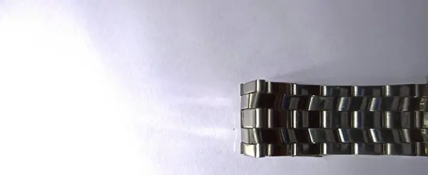 Bir sürü farklı metal ve metal.