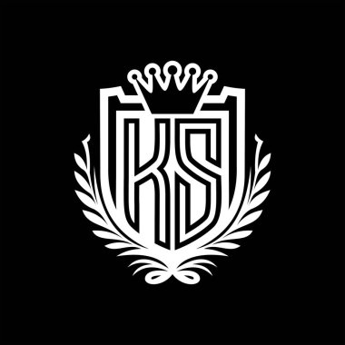 KS Harf logosu kraliyet kalkanı şekilli taç, siyah arkaplan şablonu dizaynında vintage kalkan