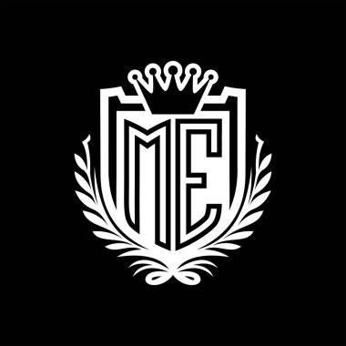 ME Letter logosu kraliyet kalkanı şeklinde taç, siyah arkaplan şablonu dizaynında vintage kalkan