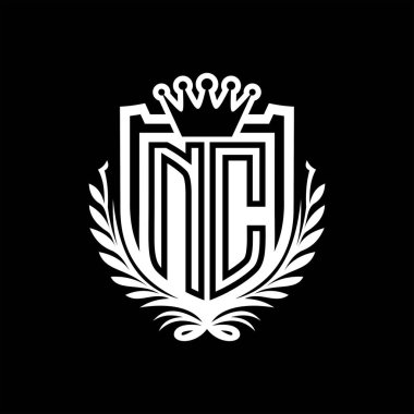 NC Letter logosu kraliyet kalkanı şekilli, siyah arkaplan şablonu dizaynında vintage kalkan