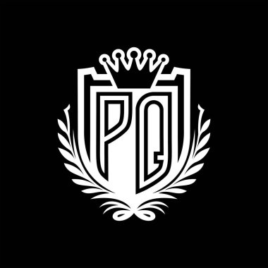 PQ Harfi logosu kraliyet kalkanı şeklinde ve kaplama şeklinde, siyah arkaplan şablonu üzerinde antika bir kalkan.