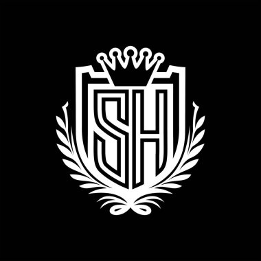 SH Letter logosu kraliyet kalkanı şeklinde ve taç, siyah arkaplan şablonu üzerinde vintage kalkan