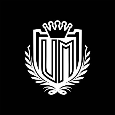 Taçlı harf logosu hanedan kalkanı, siyah arkaplan şablonu dizaynlı vintage kalkan.