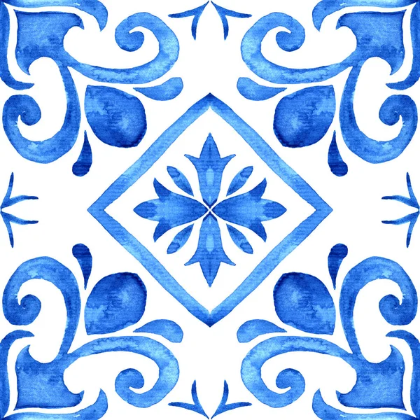 ポルトガル語のAzulejoタイル 青と白の豪華なシームレスなパターン 水彩画を手描き スマートフォン用スクラップブッキング壁紙ケースのためのウェブ背景印刷表面テクスチャ枕タオルリネン — ストック写真
