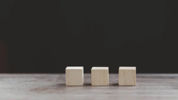 stock image 3 blank wood cube mock up in horizontal shape on isolated background for create letter or symbol, business, banner, advertising concept, banner size with copy space 