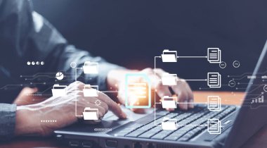 Belge Yönetim Sistemi (DMS), çevrimiçi belge veritabanı ve ERP ile birlikte şirketteki dosyaları, bilgileri ve belgeleri verimli bir şekilde yönetmek için işlem otomasyonu. Şirket iş teknolojisi.