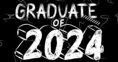 Eski kaotik film şeridinin 2024 kelimelik animasyon bölümünden grunge etkisi ile mezun oldum. Yoğun televizyon, video yüzeyi, klasik ekran beyaz çizikler, kesikler, toz ve lekeler.