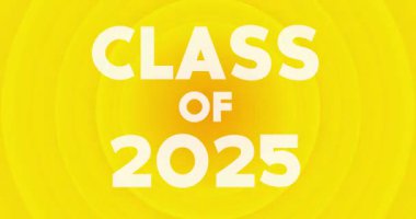 2025 sınıfı, mavi gökyüzünde sıcak, sarı bir yaz güneşinin ortasında. Parlak turuncu güneş ışığının basit bir animasyonu.