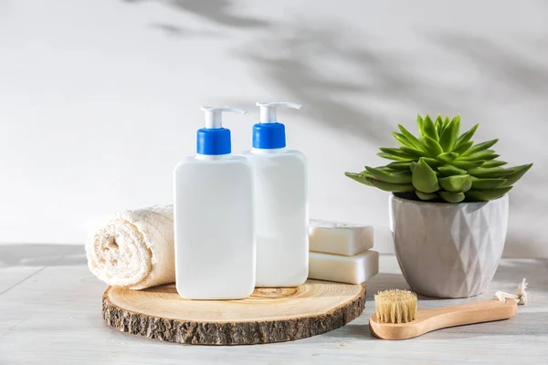 Dispenser Shampoo Hair Conditioner Two Pieces White Soap Natural Bristle — Stock Photo, Image