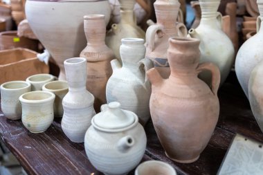 many earthenware vessels are for sale