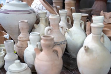 many earthenware vessels are for sale