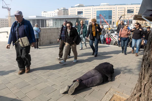 Jerusalem Israel February 2023 Beggar Man Lies Pavement Asking Alms — Stock Photo, Image