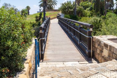 Tel Aviv Yafo, Gush Dan / Israel - Abrasha Parkı 'ndaki Sembolik Dilek Köprüsü