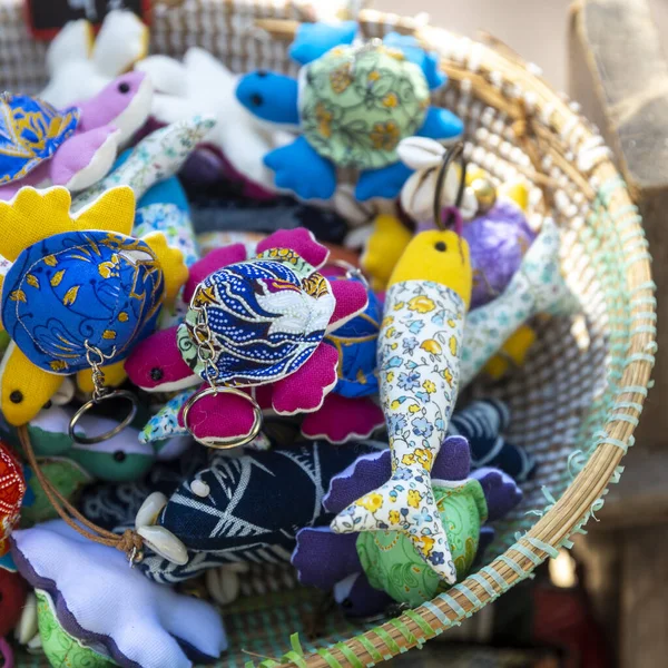 Key Chains Form Colorful Rag Fish Handmade Selling Market — Stock Photo, Image