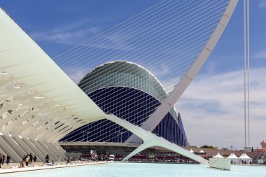 Valencia, İspanya; 19 Nisan 2024: Sanat ve Bilim Müzesi. Calatrava 'nın modern mimarisi.