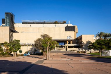 Tel Aviv, İsrail - 7 Ekim 2024: Daha önce Beit Hatfutsot olarak adlandırılan, Anu Musevi Halk Müzesi Tel Aviv Üniversitesi 'nde yer almaktadır..