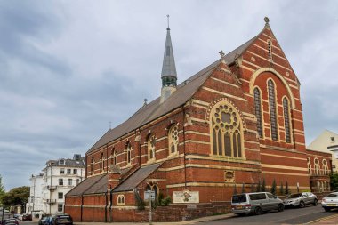 Brighton, İngiltere, 15 Mayıs 2025, St. Michael ve All Angels Kilisesi Brighton 'da önemli bir caddede duruyor.