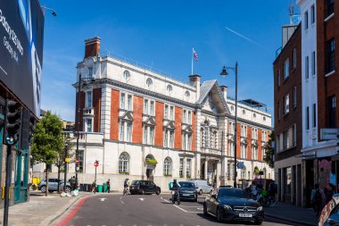 Londra, İngiltere, 5 Mayıs 2025, Adliye Sarayı oteli Londra 'nın merkezinde bulunan 5 yıldızlı lüks bir oteldir.. 