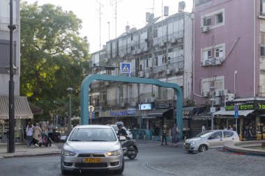 Petah Tikva, İsrail, 12 Haziran 2025, Petah Tikva 'da Meşgul Sokak Sahnesi.