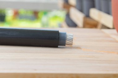 Elektrik kablolarının doğal arka planı.