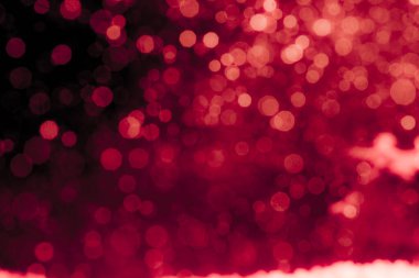 Soyut dekorasyon Bokeh bayramında siyah arka planda parlayan ışıklar