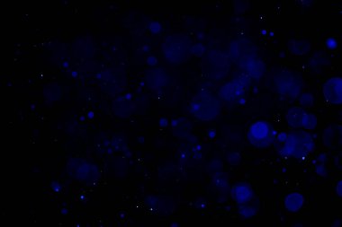 Siyah arka plan ile Soyut Mavi bokeh