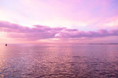 Deniz göğü sahili doğanın günbatımı arka planı