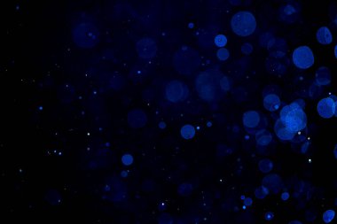 Siyah arka plan ile Soyut Mavi bokeh