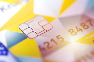 Finansal işlemler veya çevrimiçi alışveriş için kredi kartları