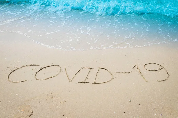 Будьте Безопасности Covid Пляже — стоковое фото