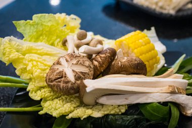 Shabu menüsü için sağlıklı organik sebze