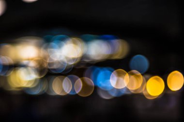 Siyah arkaplan üzerindeki ışık deseninin soyut bokeh 'i