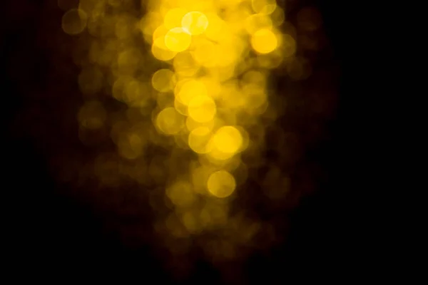Złoty Bokeh Światła Wody Czarnym Tle — Zdjęcie stockowe