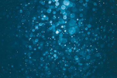 Siyah arkaplan ile neon ışıkları tarafından oluşturulan vintage bokeh