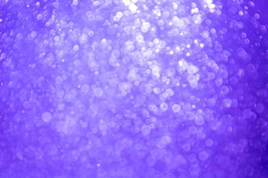 Soyut mor bokeh simli ışıklar odaklanmamış arkaplan