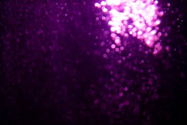 Soyut mor bokeh simli ışıklar odaklanmamış arkaplan